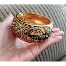 WIDE GOLD BANGLE Bracelet Hinged Antiqued  + Pouch