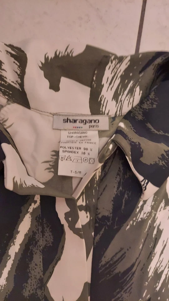 Ladies NWT Y2K Vintage Sharagano Paris Shirt Poly Spandex tight Top size small Foto 3 de 4