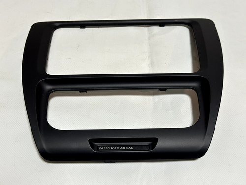 VW Jetta VI 162 Displayblende Radioblende Blende Bildschirm 5C6858069A