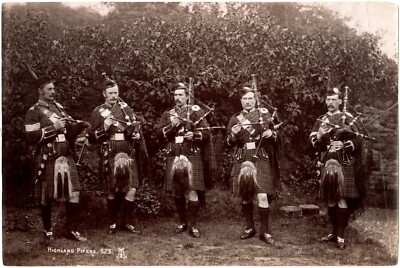 Scotland.Ecosse.Highland Pipers.Cornemuseurs.Albumen Photo Albuminée 13x20cm.
