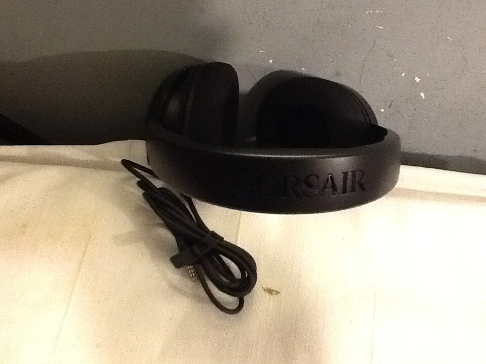 Corsair HS35 Stereo Gaming Headset,  NO MICROPHONE - Image 2 of 4