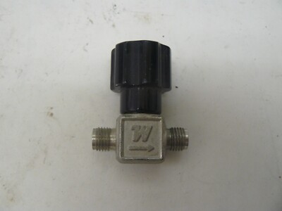 Whitey SS-14DKS4 Stainless Steel Integral Bonnet Non-Rotating Stem Valve