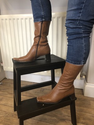 size 12 womens slip on sneakers