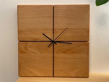 Wanduhr Holz Buche quadratisch