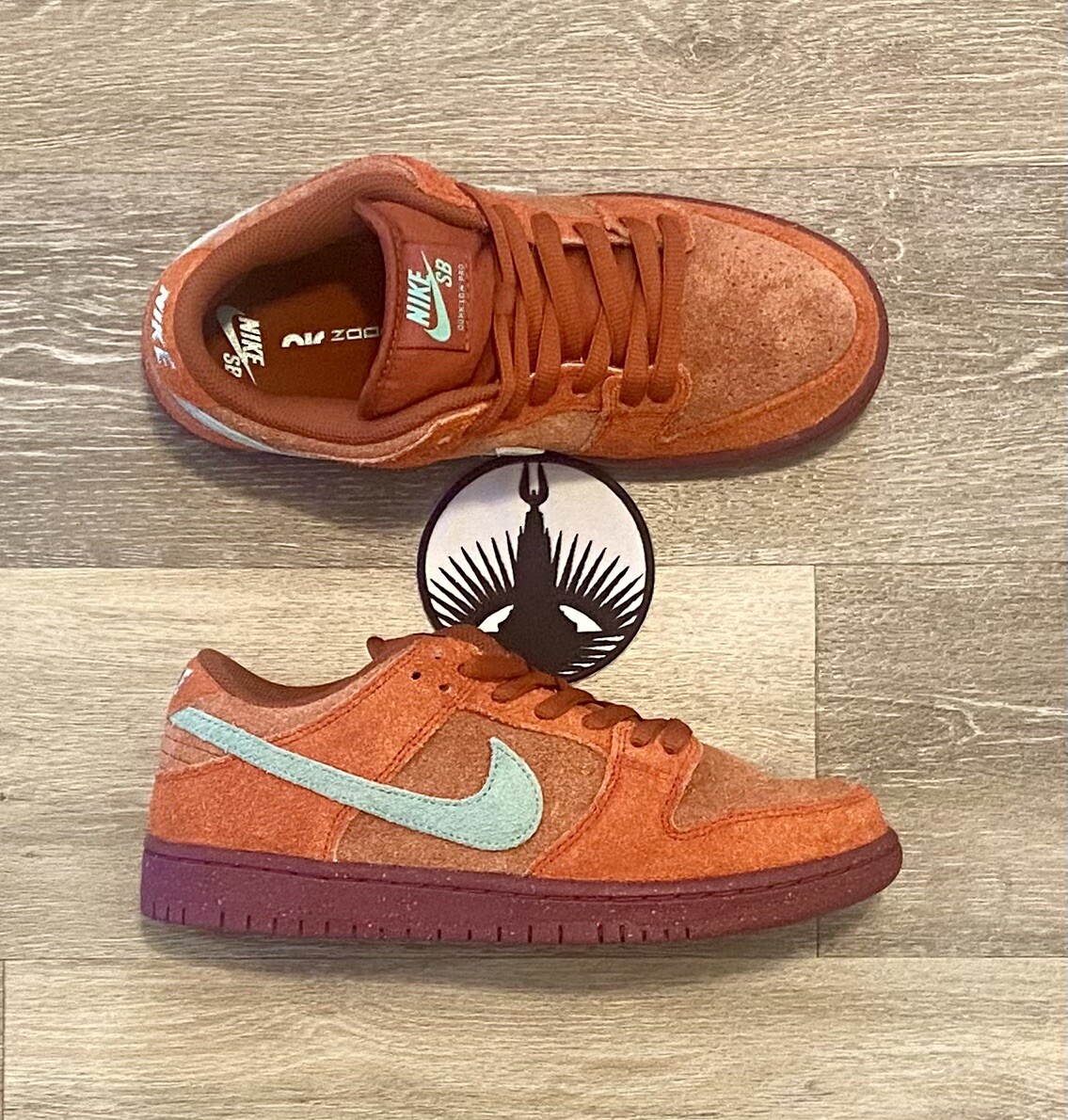 Nike SB Dunk Low 'Mystic Red' Emerald Rise DV5429-601 Men's 6.5