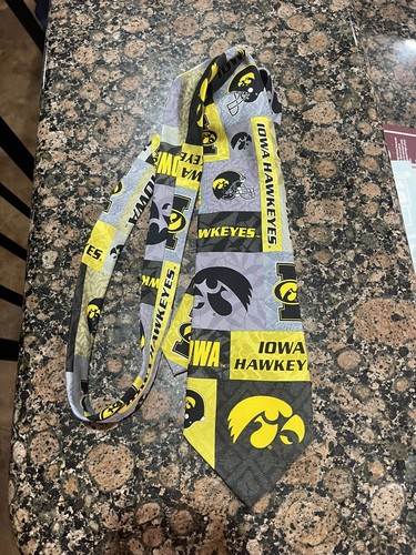 University Of Iowa Hawkeyes Krawatte von Eagle Wings - 100 % Seide