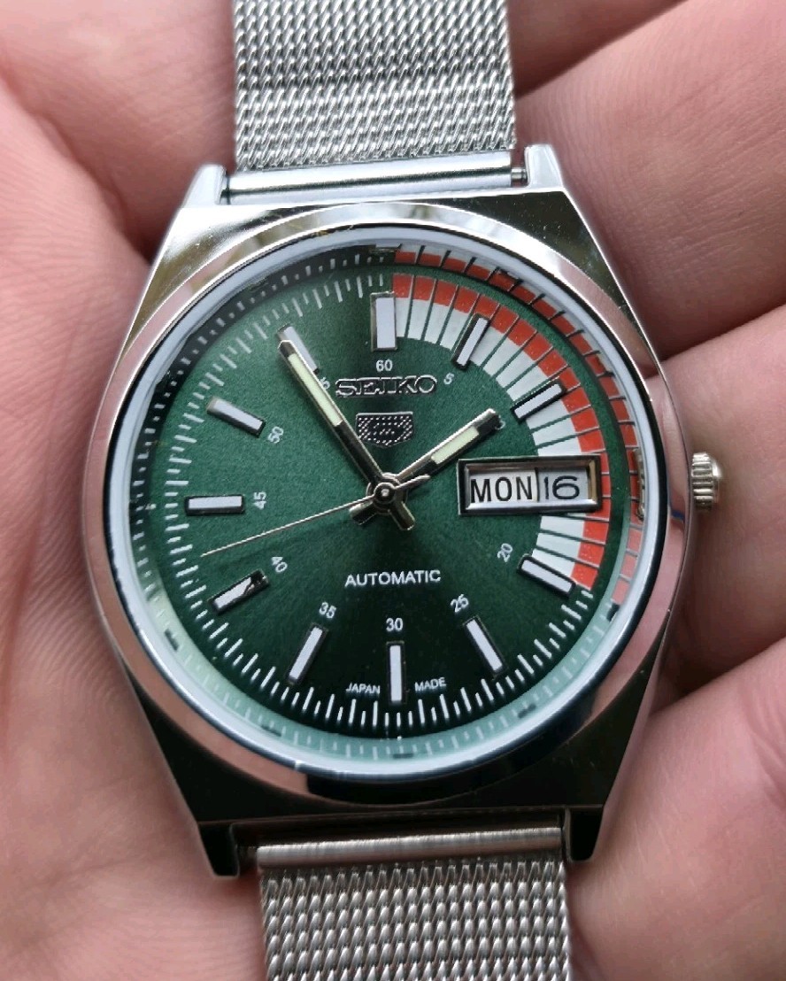 Vintage Seiko 5 Sports Green 'Racing' Dial 6309A Automatic