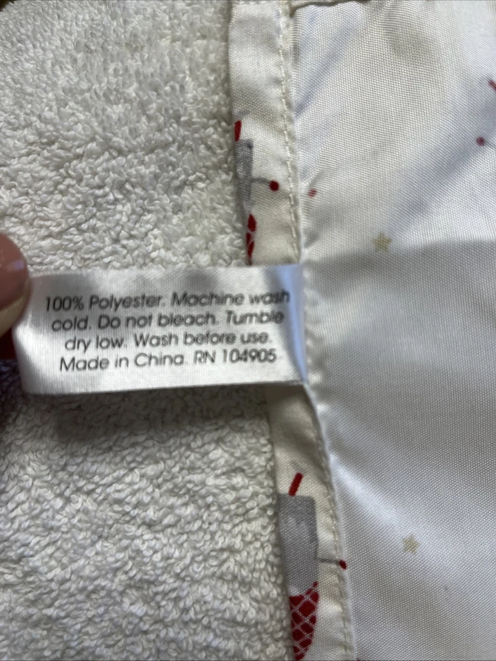 Cynthia Rowley Christmas Gnomes Off White Poly Full? 床单 — 第 4/4 张图片