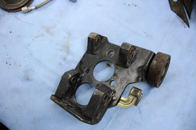 91 92 93 94 ALFA ROMEO SPIDER AC COMPRESSOR BRACKET - Image 1 of 2