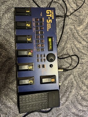 Boss Gt 5 Gitarre Pedal-Es Ist In Gutem Zustand. Es Funktioniert Sehr Gut. Gut .