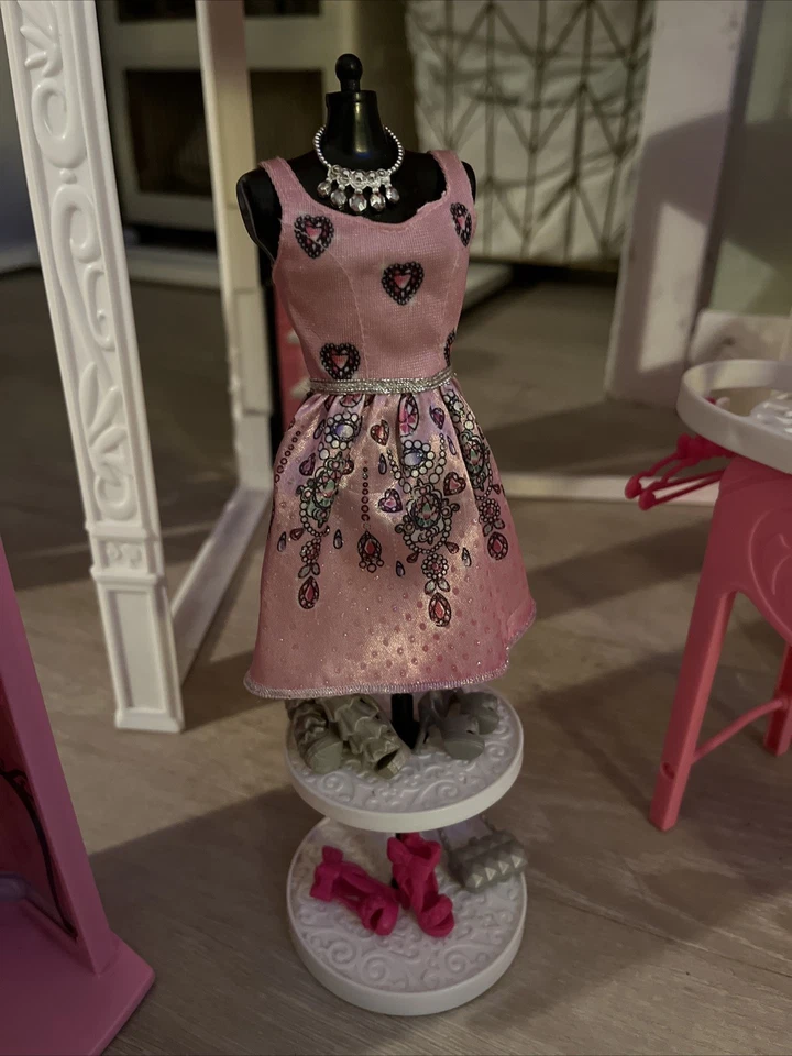 Barbie (2014) Malibu Ave Shopping Mall | Boutique Theater Salon | Mattel #BDF52 - Image 2 of 4