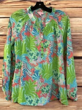 Lilly Pulitzer silk gecko  Elsa blouse Size 4 Small Coral Green Pink Shirt Rare