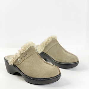 crocs cobbler suede clogs