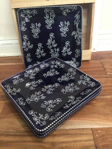 Temptations NWT no Box Set of 4 Square Blue Floral Lace 10.5" Dinner Plates