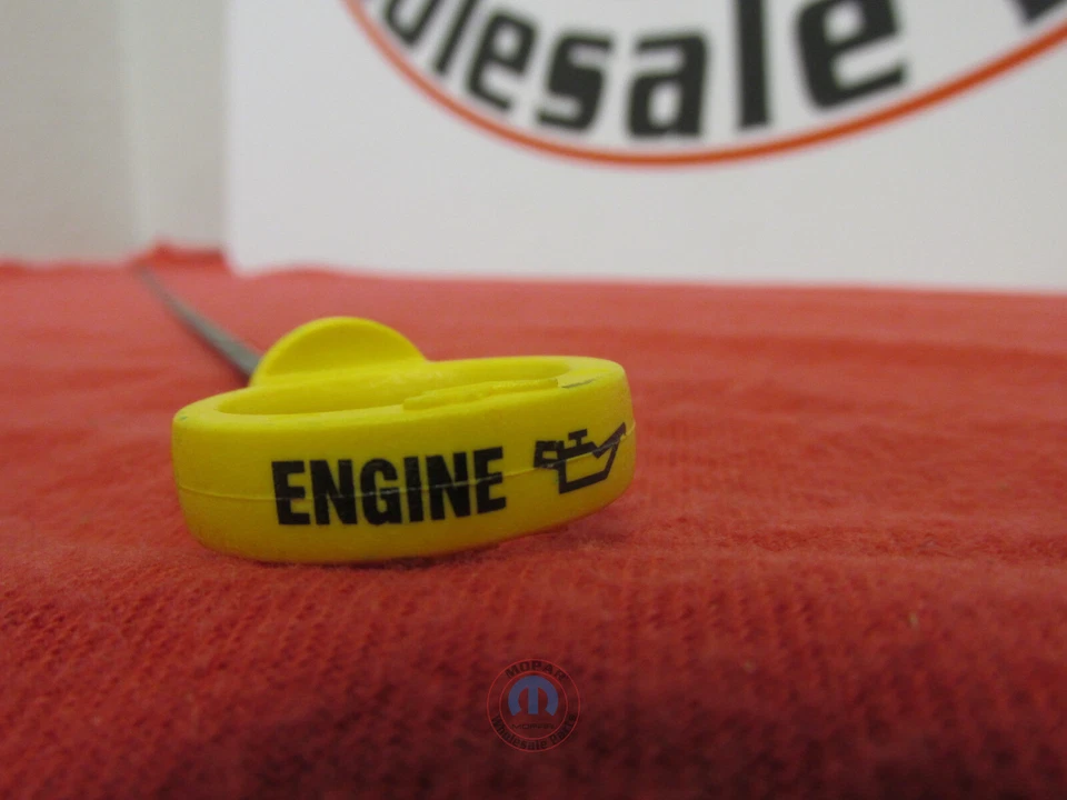 Varilla de medición de aceite de motor de repuesto Dodge Chrysler NUEVA OEM MOPAR Foto 4 de 4