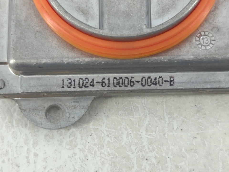 Faro de lastre para BMW X1 2012-2015 MGZZZ Foto 3 de 4