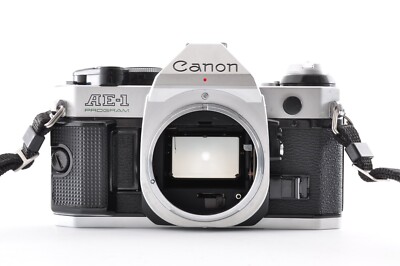 Canon AE-1 35mm SLR Film Camera + New FD MACRO 50mm F⁄3.5 MF