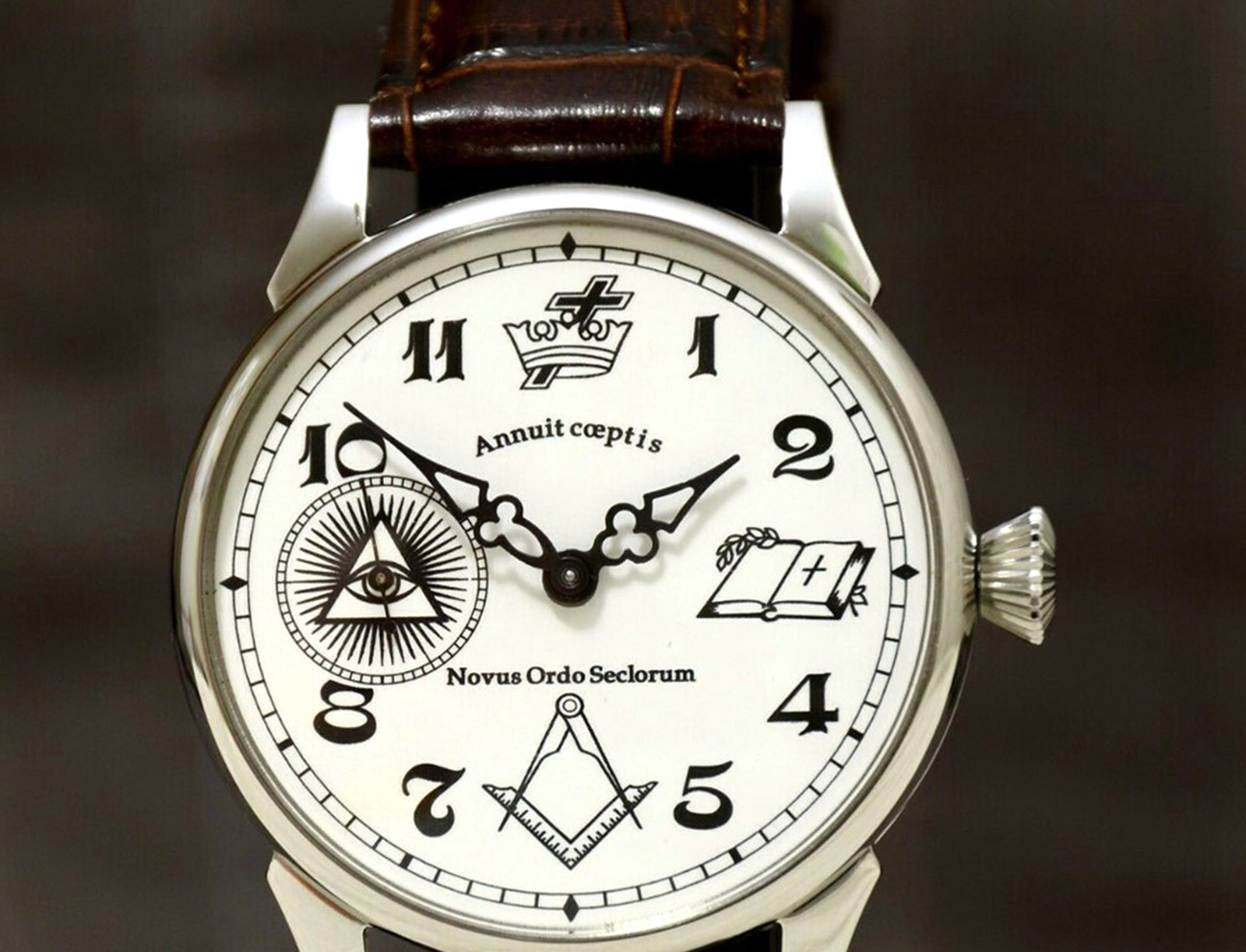 Montre maçonnique rare cadeau anniversaire mari en cuir noir et cadran or
