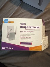 NETGEAR EX2700 300 Mbps WiFi Range Extender - EX2700-100PAS