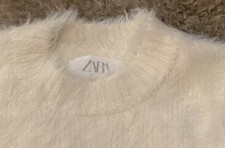 Zara Youth Size 8-9 Extra Soft Fuzzy Sweater Ivory