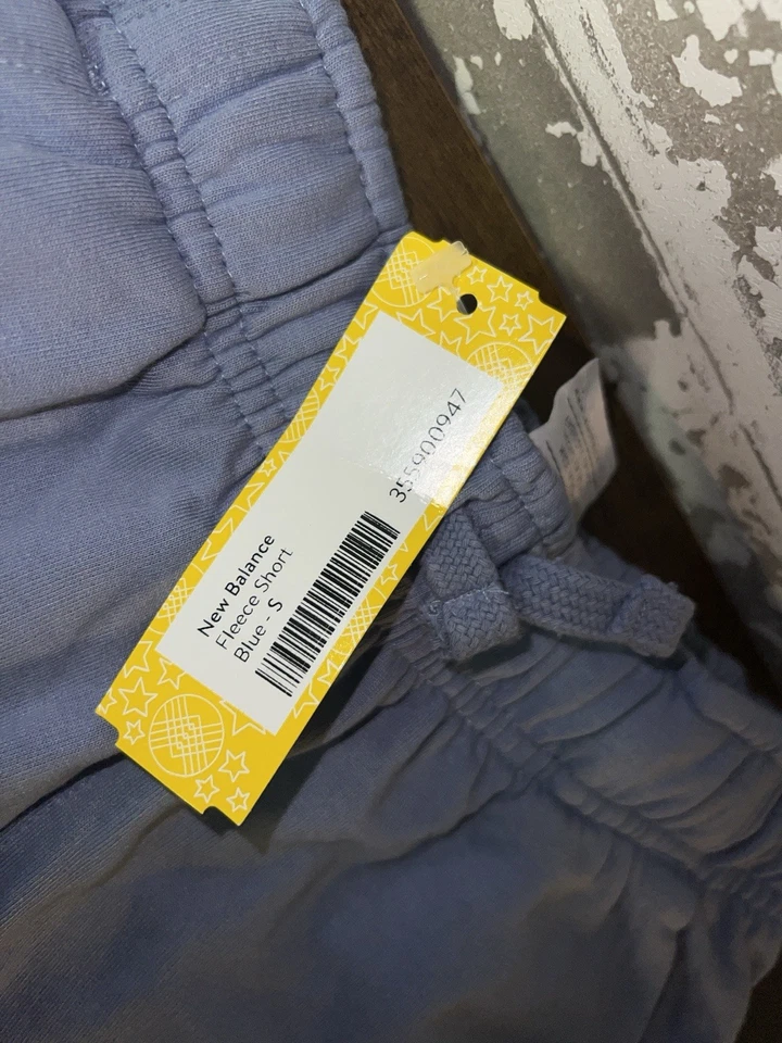 NWT! NEW BALANCE Fleece Shorts Blue & Pink Logo Printed Size SMALL - Image 3 of 4