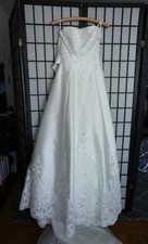 wedding dress sample by Vera Wang