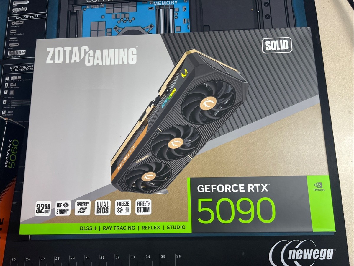 zotac GeForce RTX 5090 SOLID OC 中古 Zotac RTX 5090 Solid White GPU No Core & VRAM, for parts (US Stock