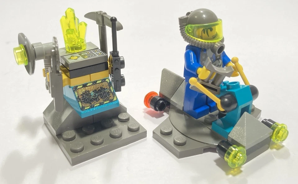 LEGO 4910 Rock Raiders Hover Scout Complete Vintage Retired Set From 1999 - Image 3 of 4