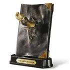 Harry Potter : Basilisk Fang and Tom Riddle Diary Sculpture - Noble Collection