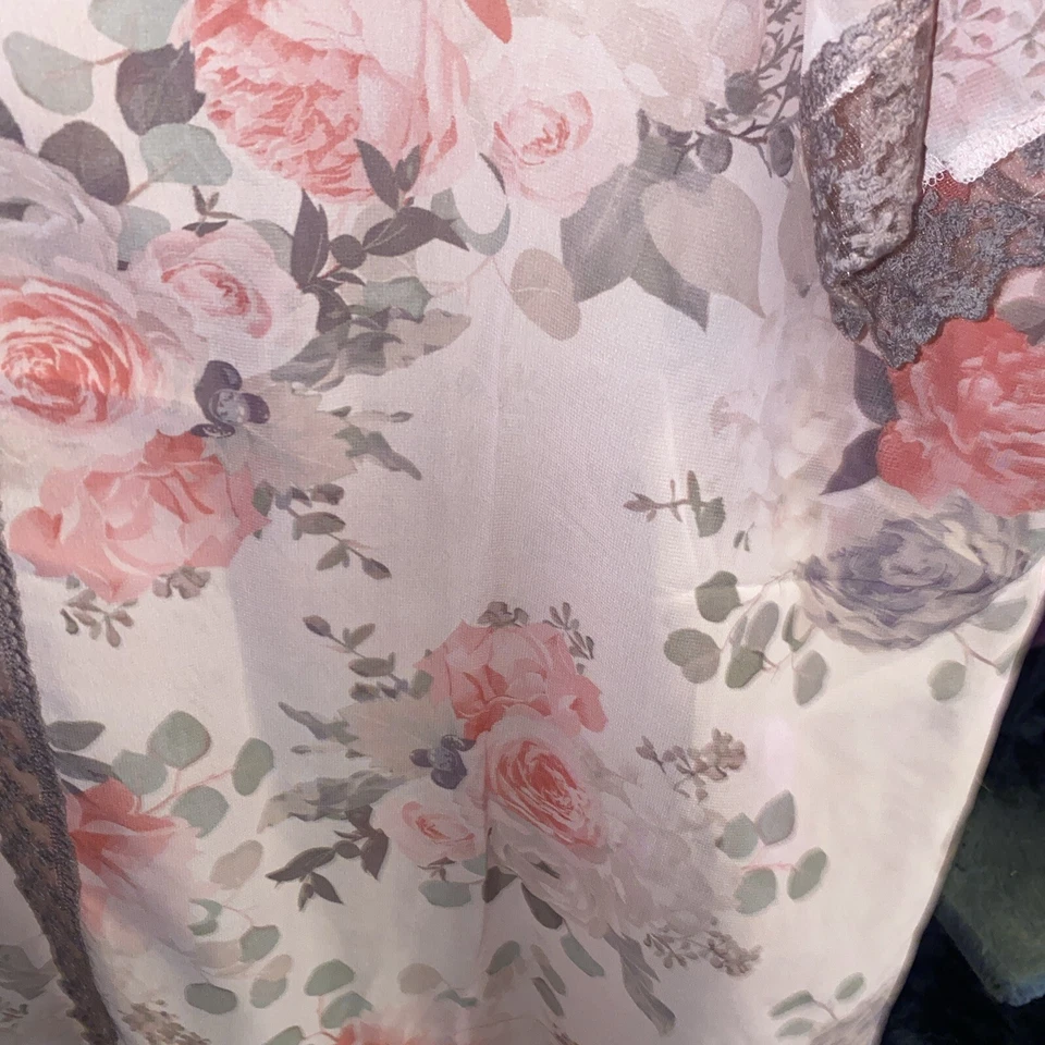 LuLaRoe XL Chloe Bohemia Superposición Rosa Rosas Púrpura Encaje Floral Nuevo con Etiquetas Precioso Foto 3 de 4