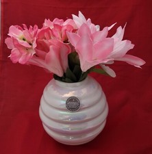 Vtg Ribbed White Iridescent Hand Blown Cambridge Glass Vase USA w/ Label 6 1/2in