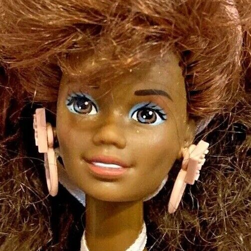 Vintage 1988 Mattel Barbie Style Magic Christie w/ WondraCurl Hair