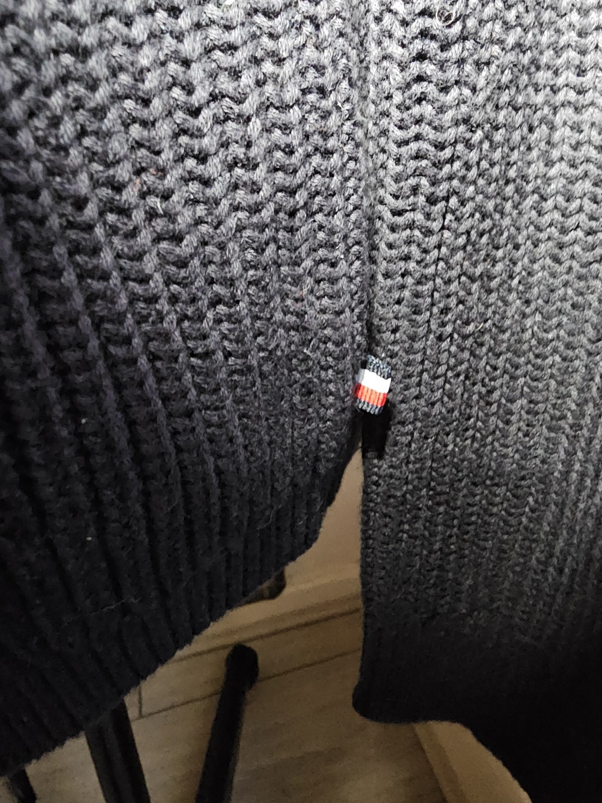 Tommy Hilfiger Women's Navy Knit Jumper - Size Small UK 8-10 image 2