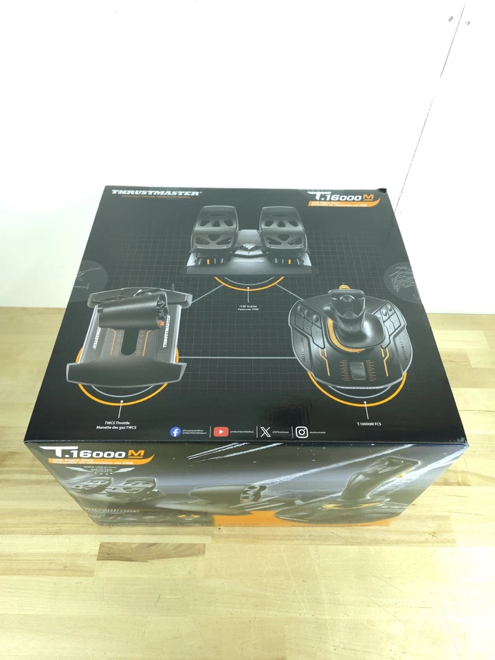 Thrustmaster T.16000M FCS Flight Pack - USB Joystick, Throttle & Rudder Pedals - Image 3 of 4