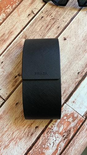 Neu mit Etikett Prada PR 12VS57 Butterfly Millenial Sonnenbrille - schwarz - Bild 4 von 6