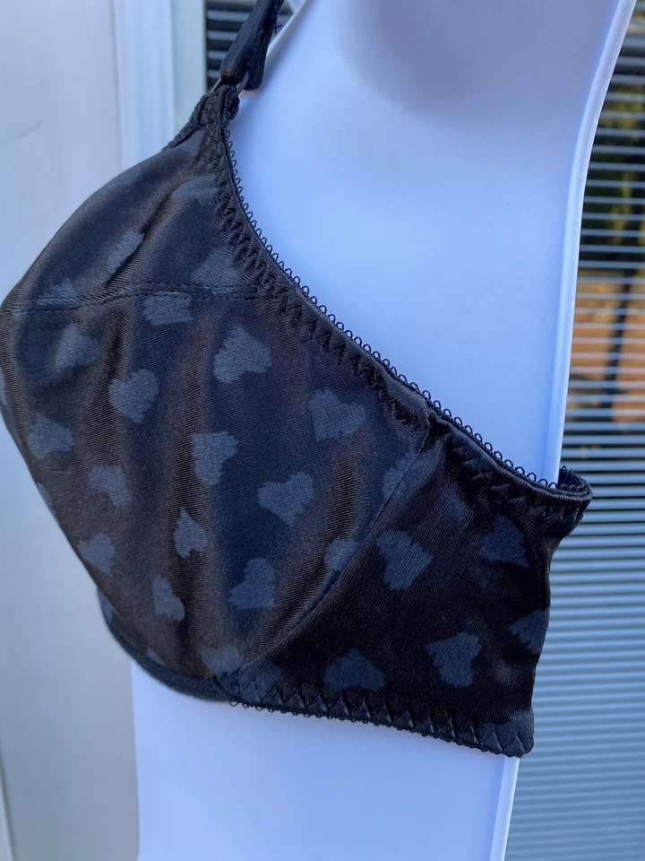  PRECIOSO SUJETADOR TALLA 36D NEGRO SIN RELLENO  Foto 2 de 4