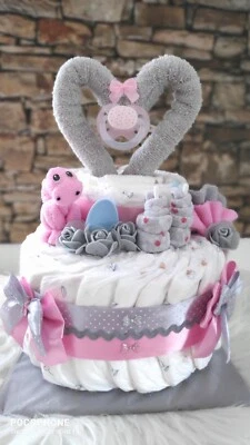 MARKENLOS Windeltorte Mädchen rosa Dino Söckchen Schnuller Herz