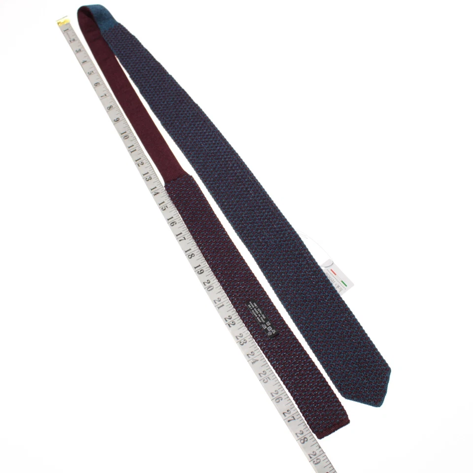 Corbata de punto Italo Ferretti nueva con etiquetas en azul y borgoña 100 % seda hecha en Italia Foto 3 de 4