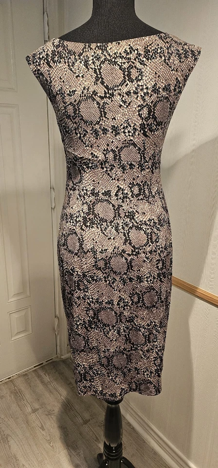 Vestido Connected Apparel funda bronceado negro estampado de serpiente recogido lateral envolvente sintético 6 Foto 3 de 4