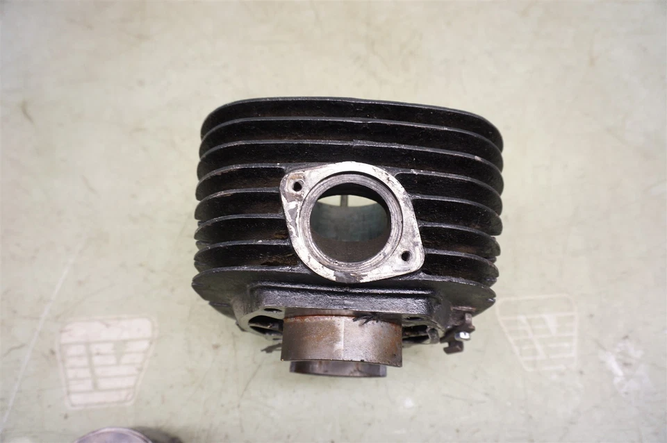 Yamaha YZ250 1977 1978 YZ400 YZ 400 250 *2241A cilindro de extremo superior Foto 3 de 4