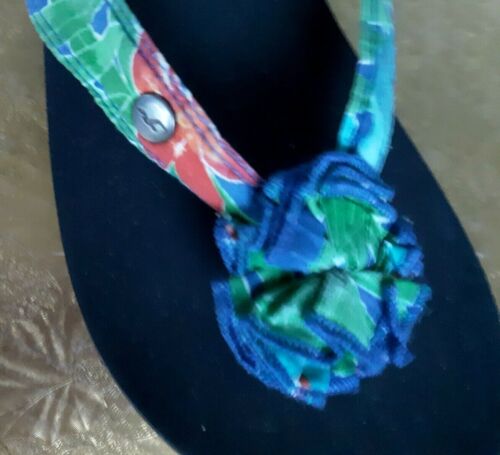 Cute HOLLISTER Green Blue Red Floral LOGO Women Size 8 Flip Flops Thong Sandals - Picture 1 of 5