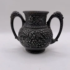 Vintage Middletown Quadruple Plated Gilt Hard White Metal 640 Vase Decor Floral