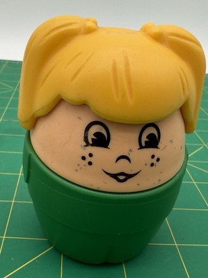 Little Tikes Step 2 Chunky Jumbo Green Girl Blonde Hair Freckles