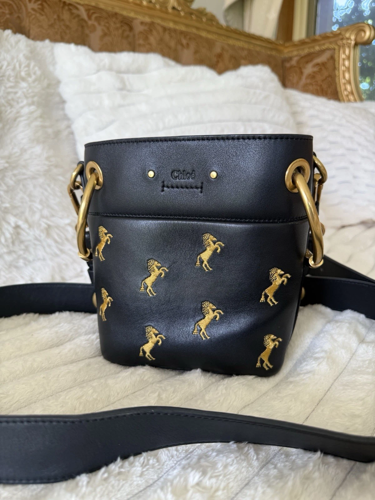Chloe — CHLOE Roy Leather Mini Bucket Bag Shoulder Bag Little Horse Embroidery Black