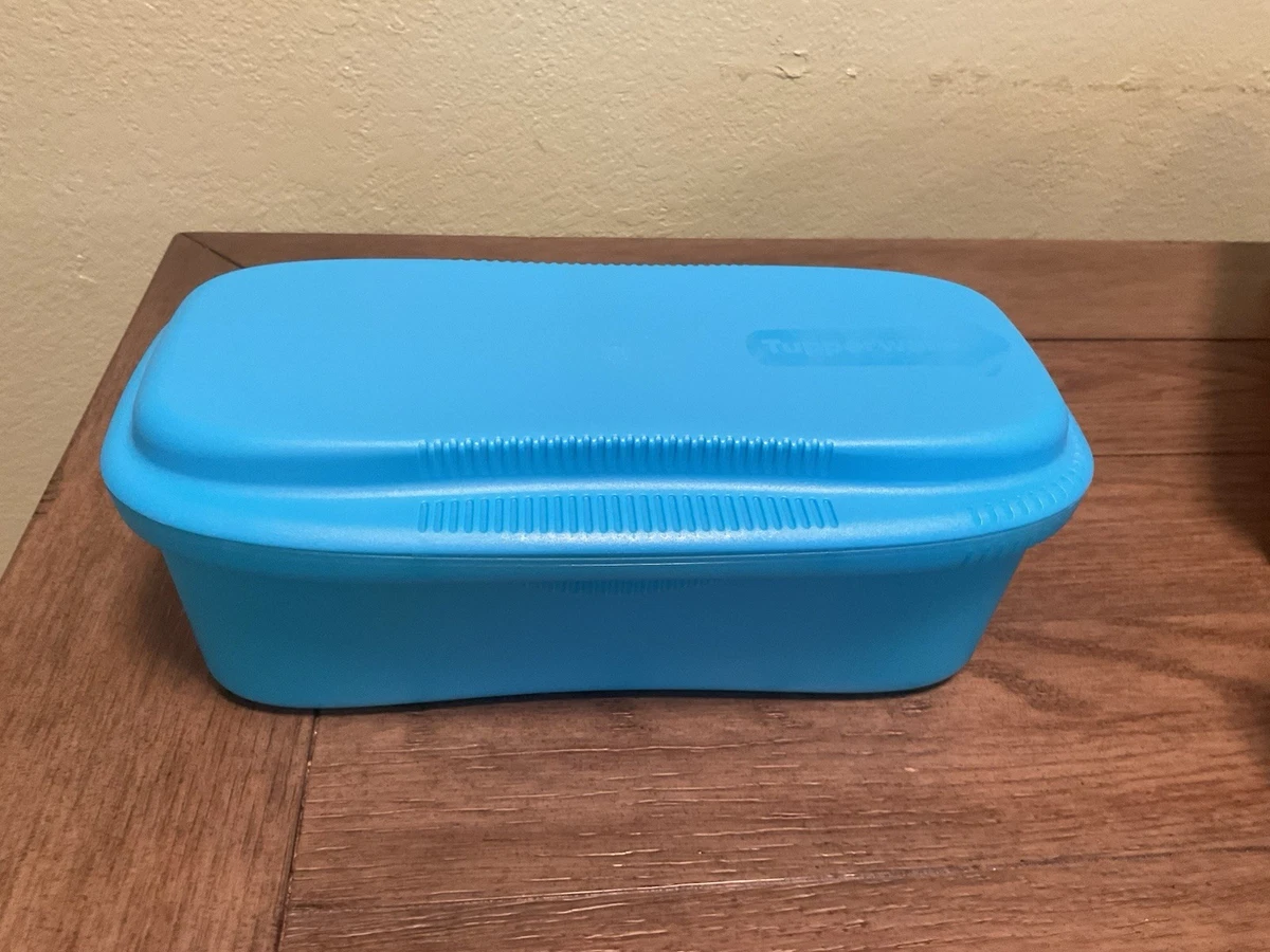Tupperware Microwave Pasta Spaghetti Maker 6775A-2 Blue With Built