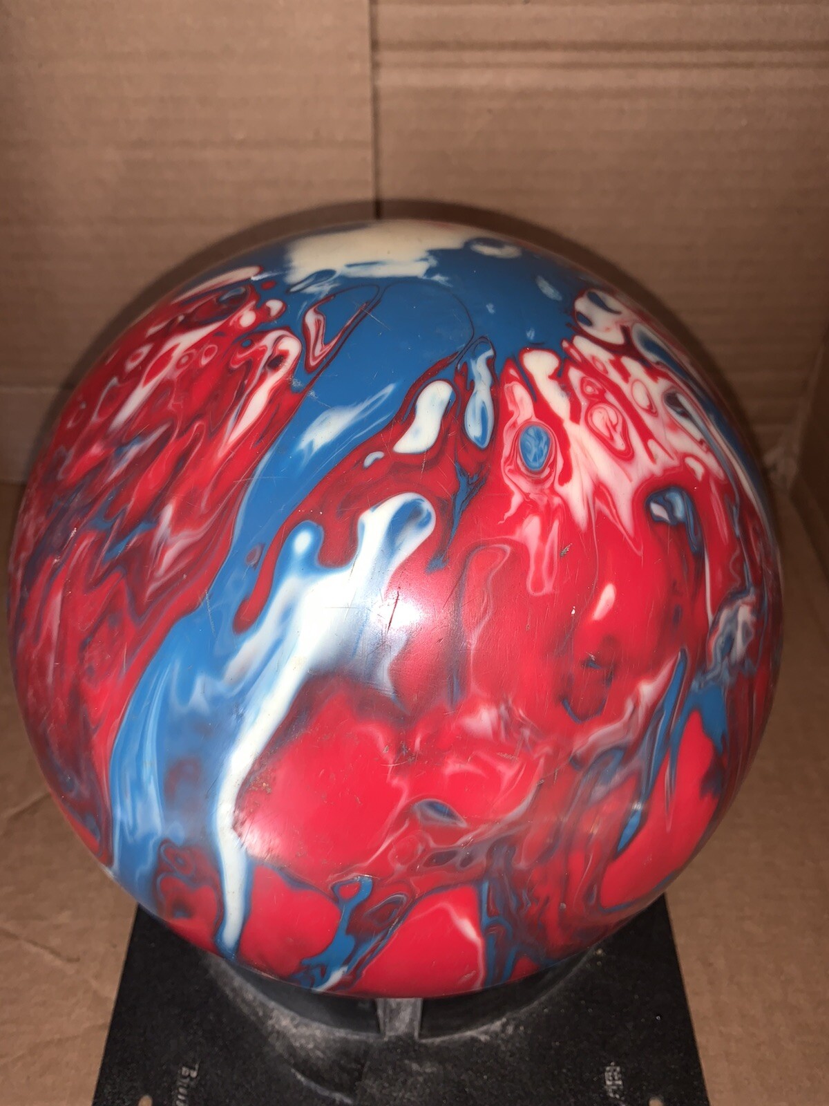 Vtg Marbled Red White & Blue VIP 300 Made In USA Used Bowling Ball 11lb