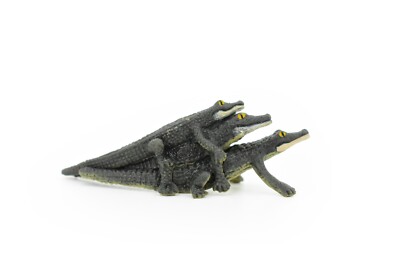 Baby Alligator, Crocodile, 3 Hatchlings, Rubber Toy, Realistic