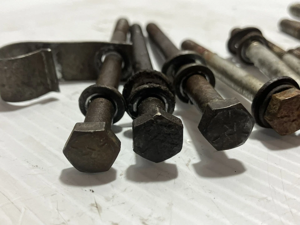 1979 Harley Davidson Sportster 1000 Motor Mount Hardware (OEM) - Imagem 4 de 4