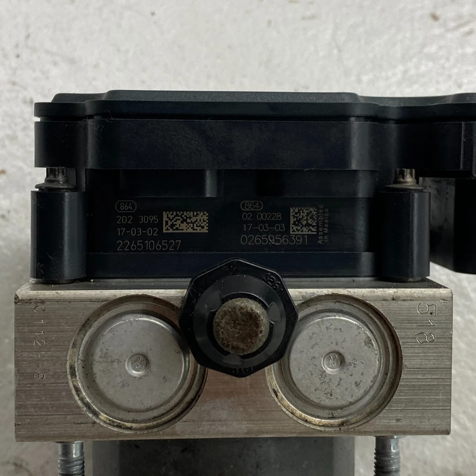 2017-20 Tesla Model S Anti Lock ABS Brake Pump Hydraulic Control Module Unit OEM - Image 3 of 4