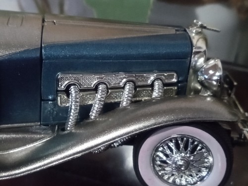 Vintage 1935 Blue & Silver Duesenberg SSJ Convertible by Signature Models - Picture 9 of 11